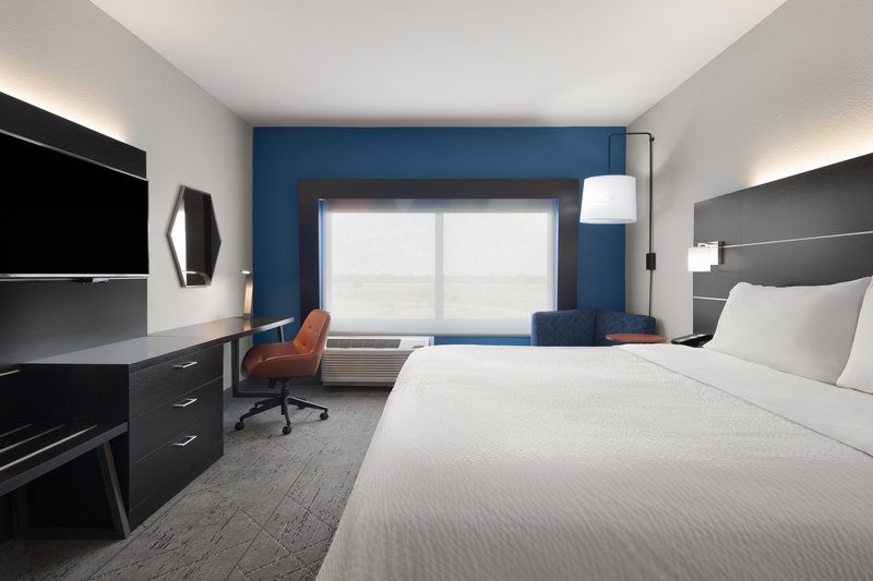 Holiday Inn Express and Suites West Memphis