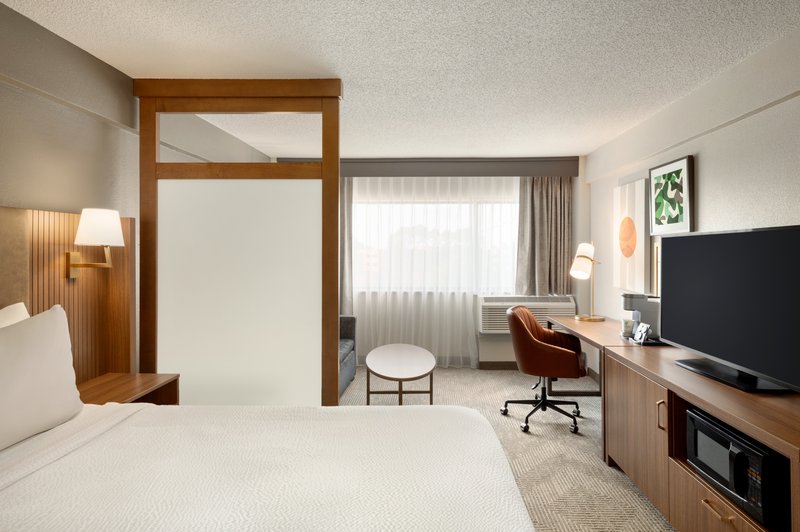 HOLIDAY INN VA BEACH NORFOLK