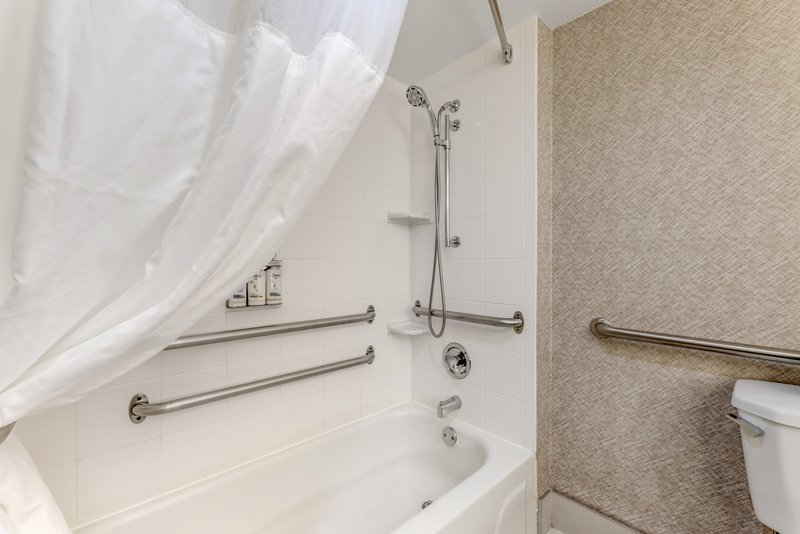 KING DELUXE HEAR ACCESSIBLE TUB NOSMK