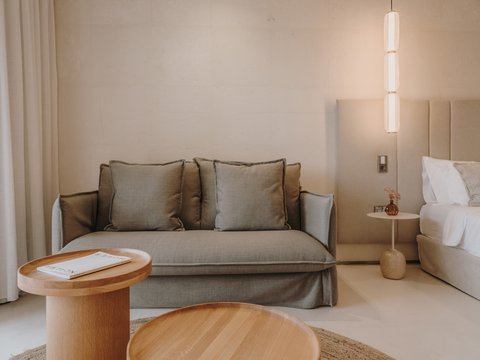 Junior Suite Sea View – Junior Suite Pool View