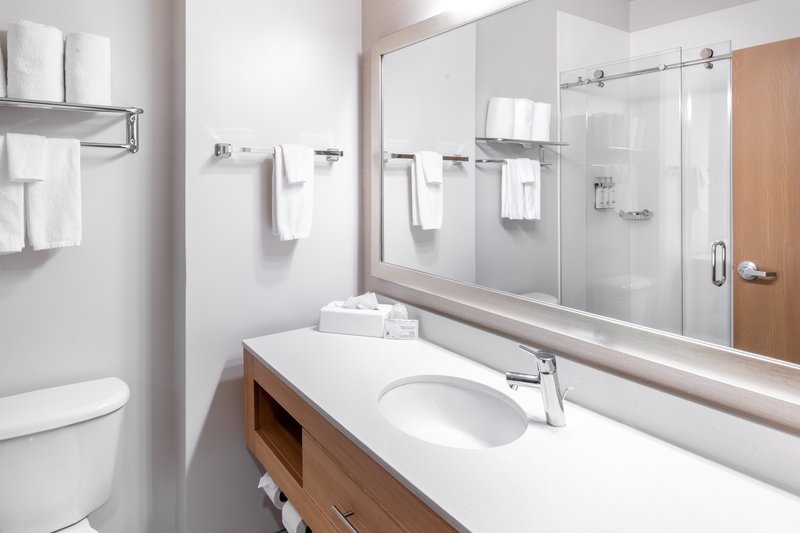 HOLIDAY INN EXP STES HENDERSON