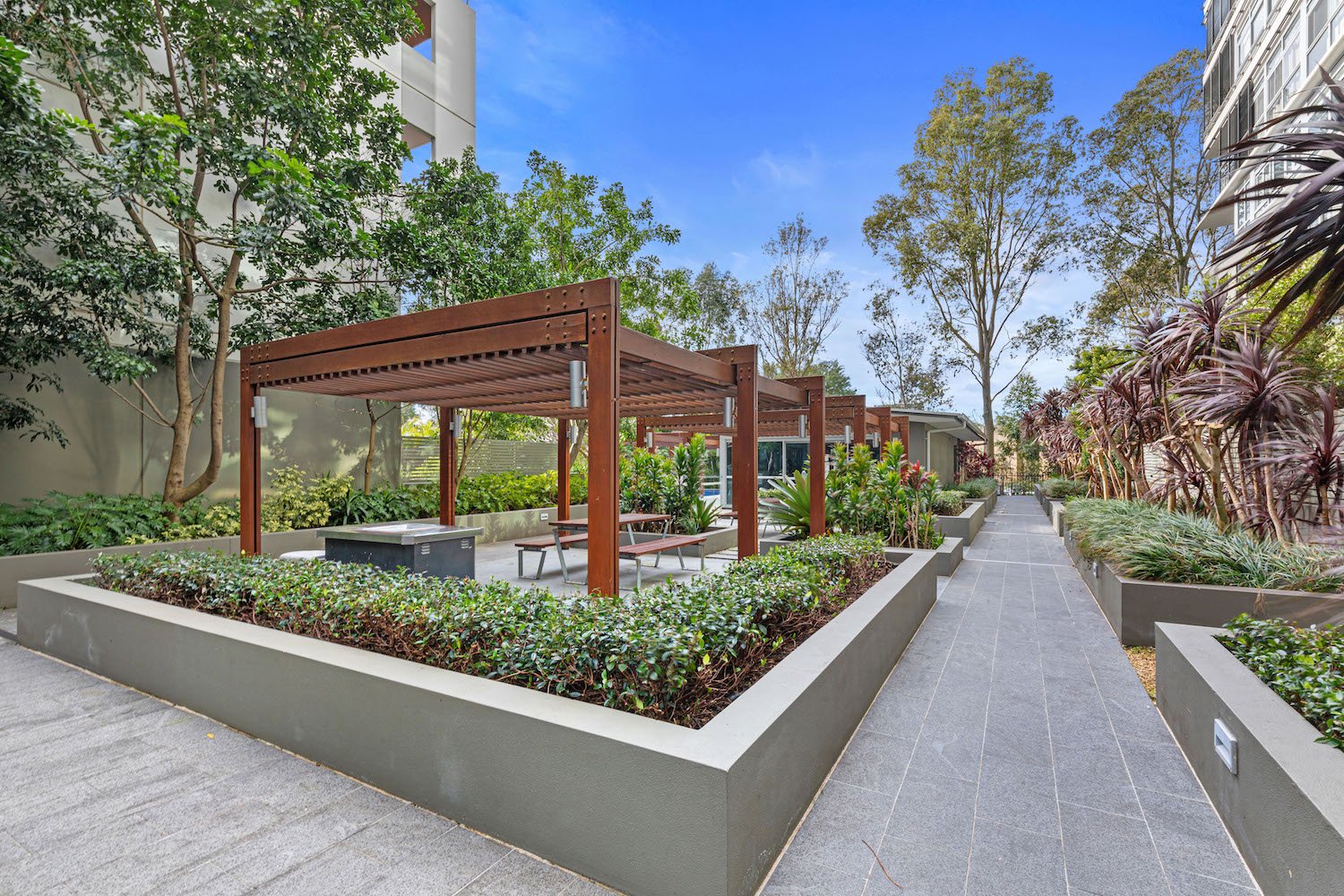 Astra Apartments MacQuarie Park