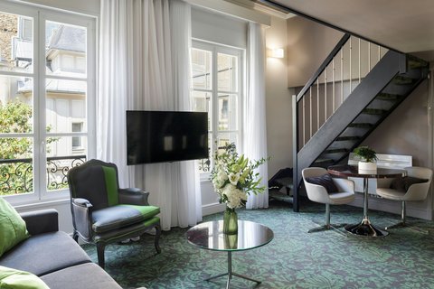 Hotel Suite Duplex - Wide Shot - Day Light