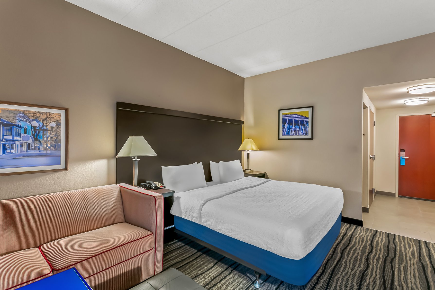 Hampton Inn by Hilton Bowie Room Type - 1 KING SFBD MIC FRG NS