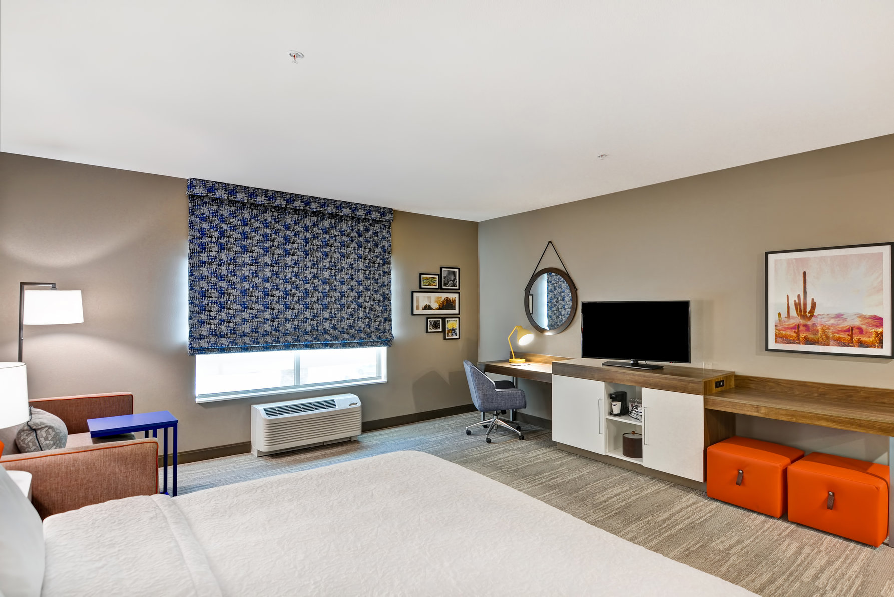 Hampton Inn & Suites by Hilton Tucson Marana Room Type - KING ACC TUB SOFA BED NS