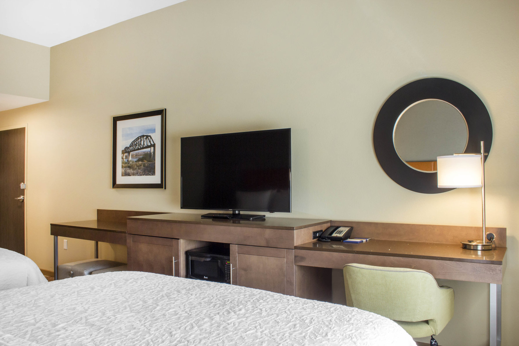 HAMPTON INN PARKER AZ Room Type - 2QN MOB HEARING ACC TUB NS