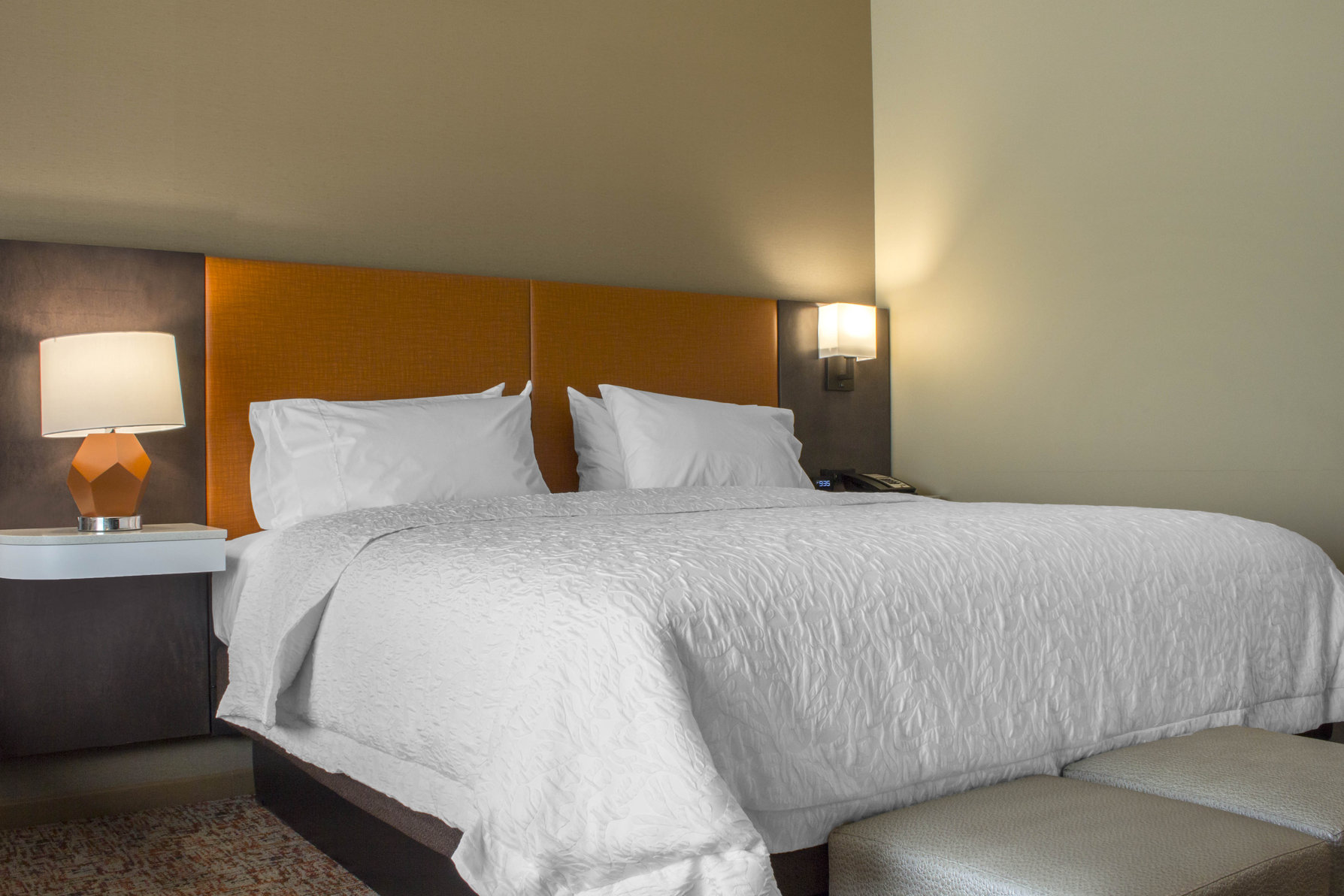 HAMPTON INN PARKER AZ Room Type - 1 KING HEARING ACC NOSMOK