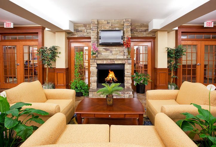 Warm, Welcoming Great Room