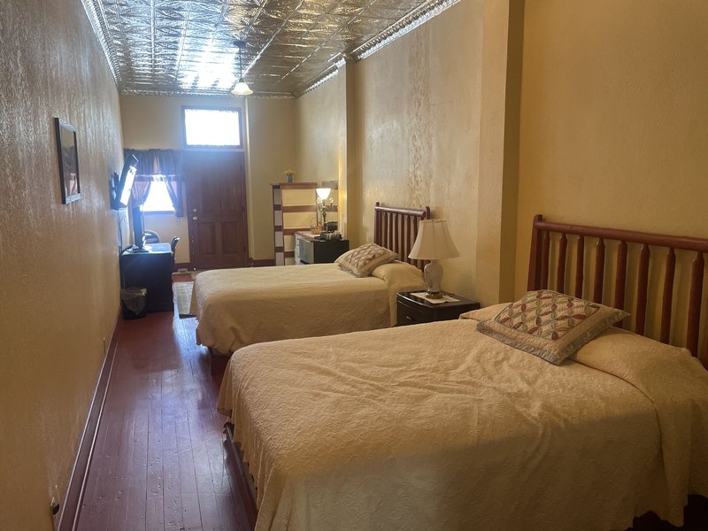 HISTORIC HOTEL GREYBULL