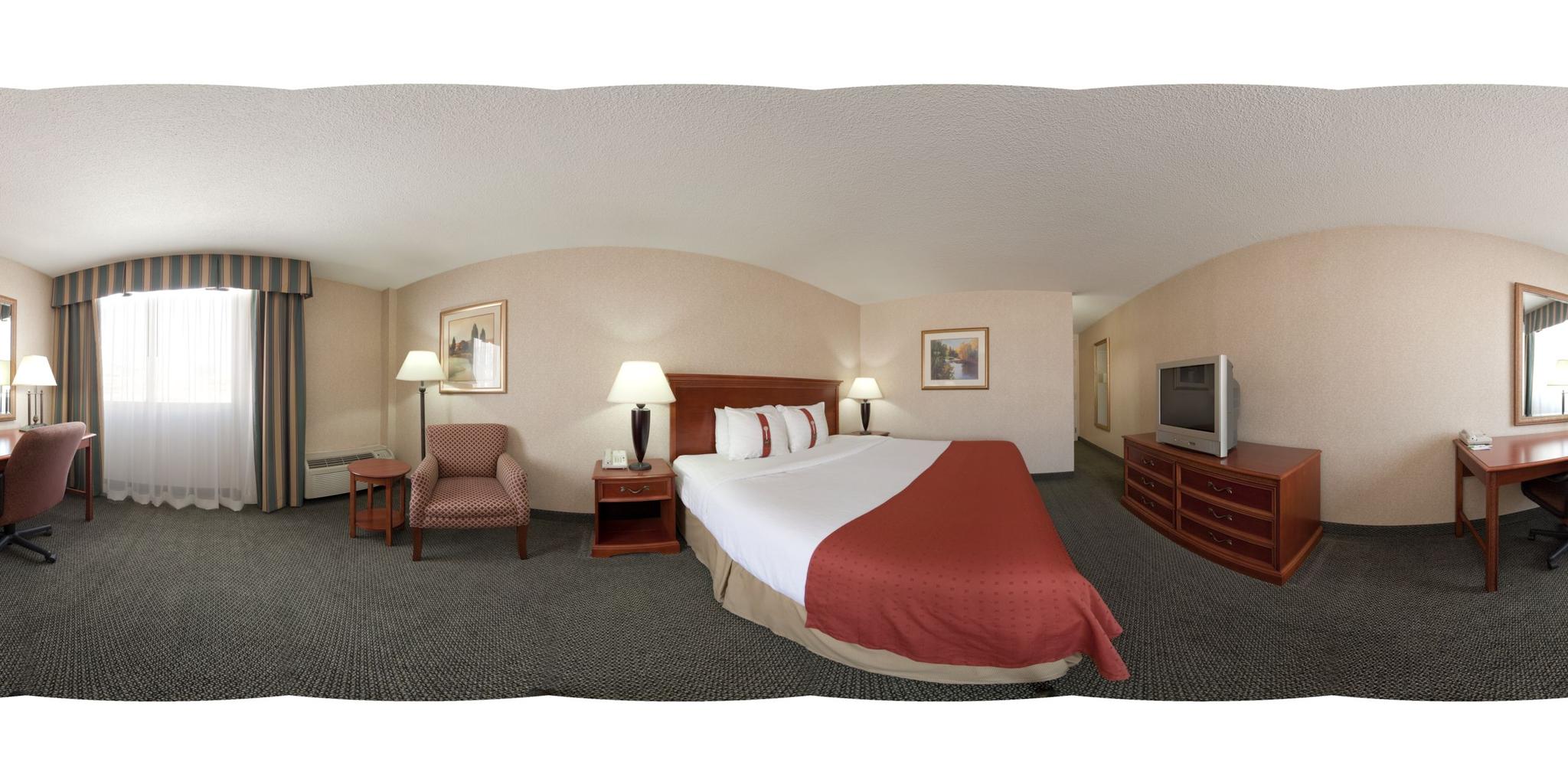 Holiday Inn Cincinnati – Riverfront