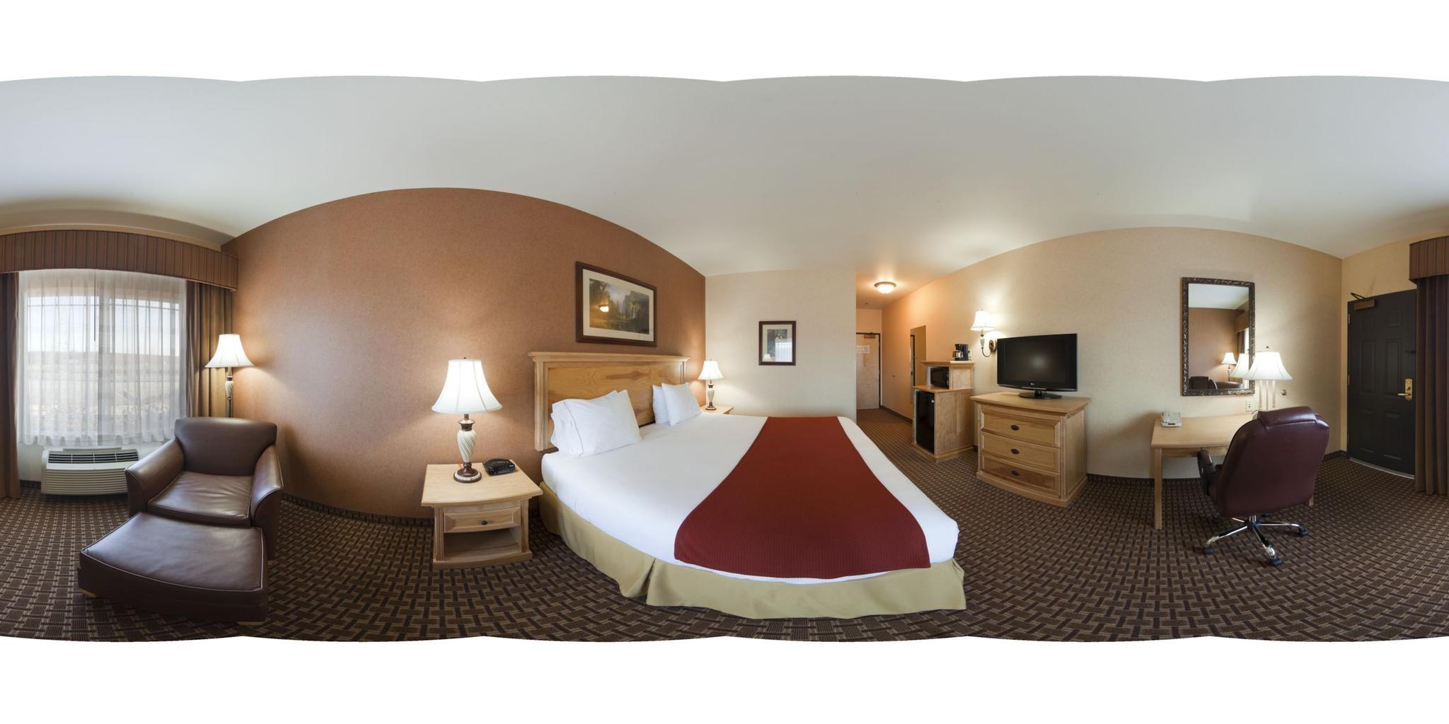 1 KING BED STANDARD NONSMOKING