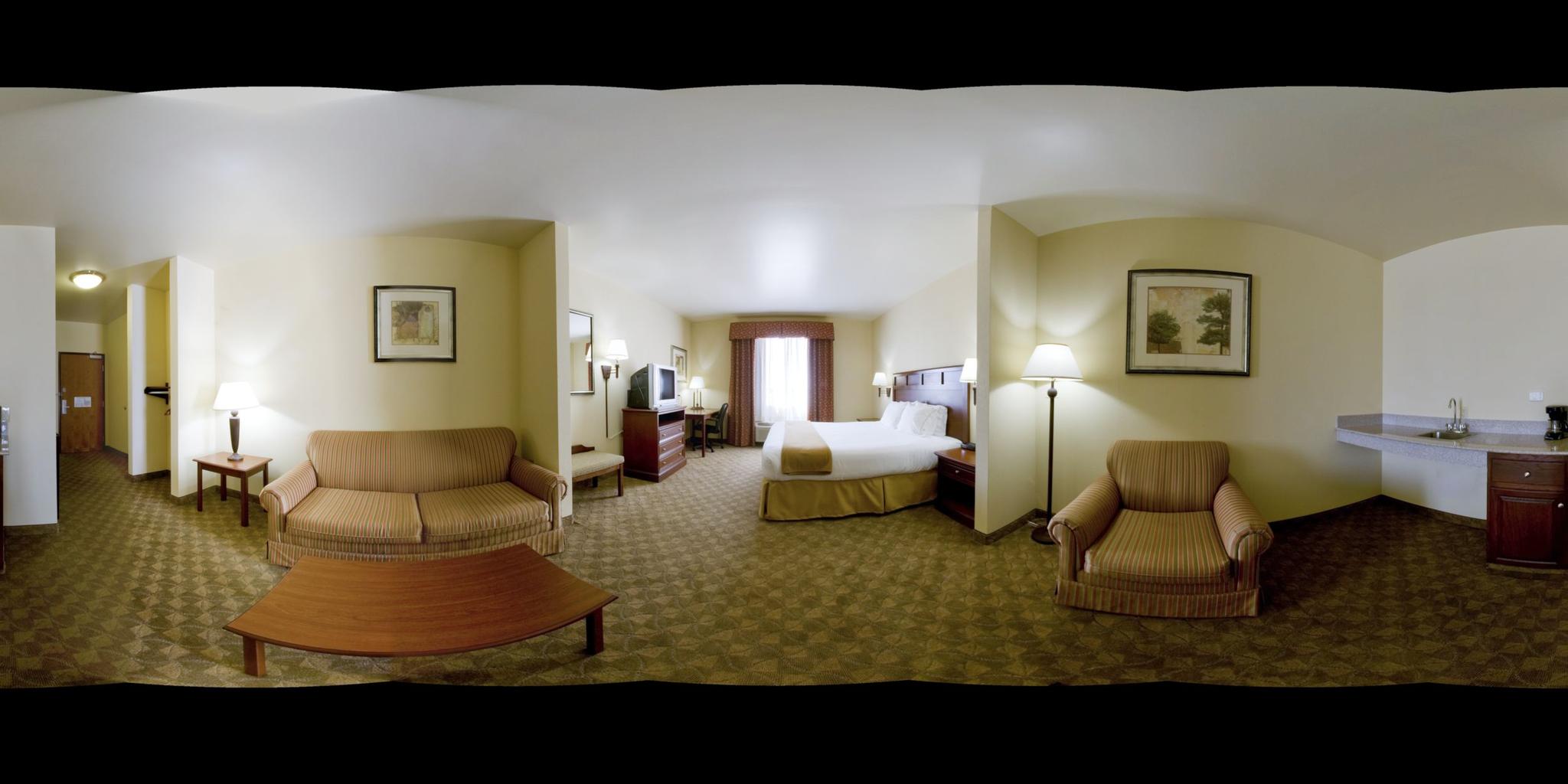 HOLIDAY INN EXP STES LEVELLAND