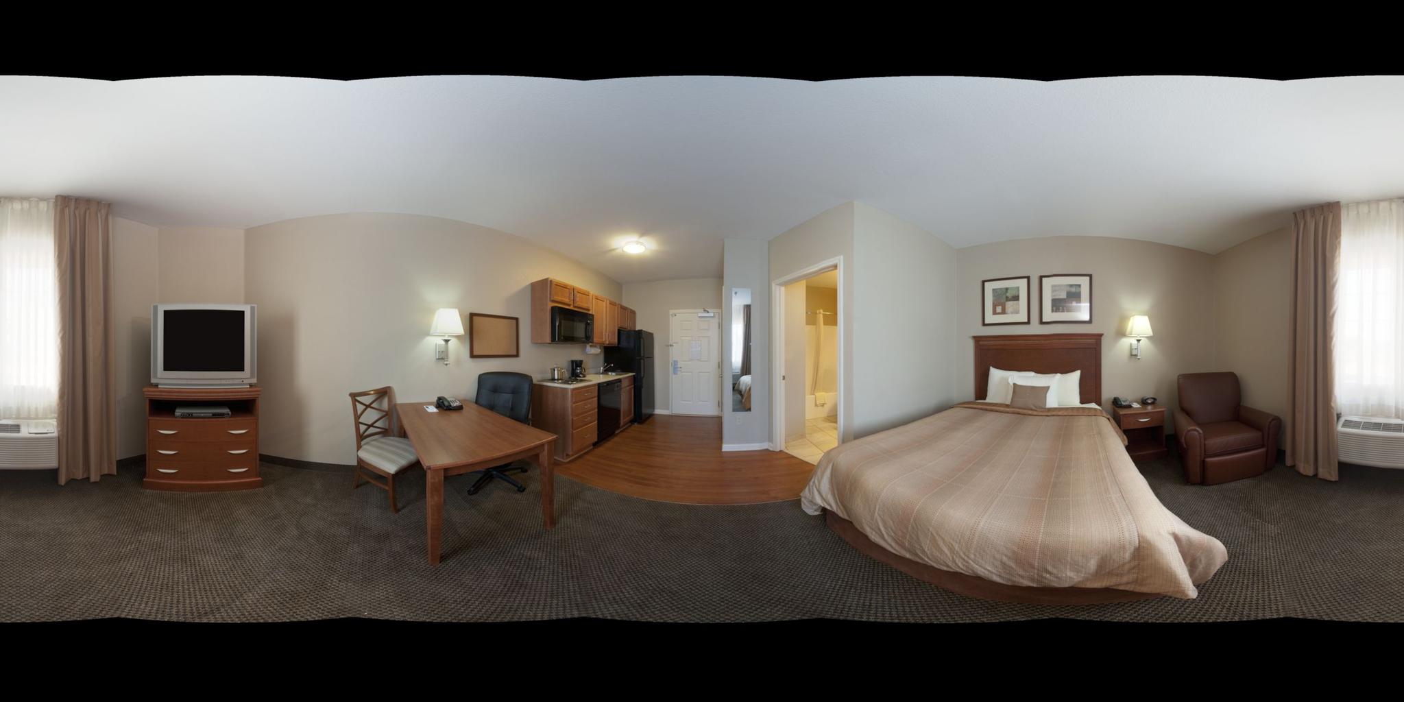 CANDLEWOOD SUITES CLARKSVILLE