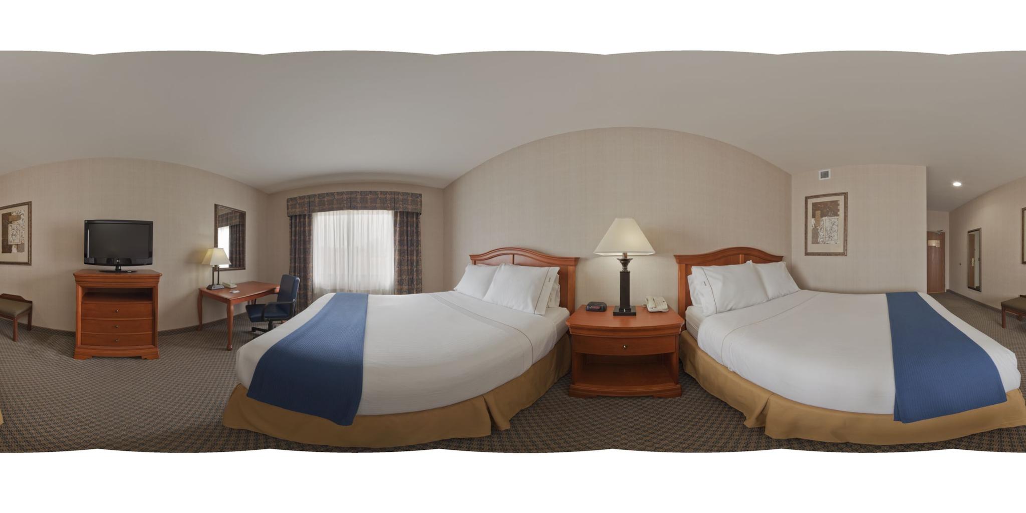 2 QUEEN BEDS NONSMOKING