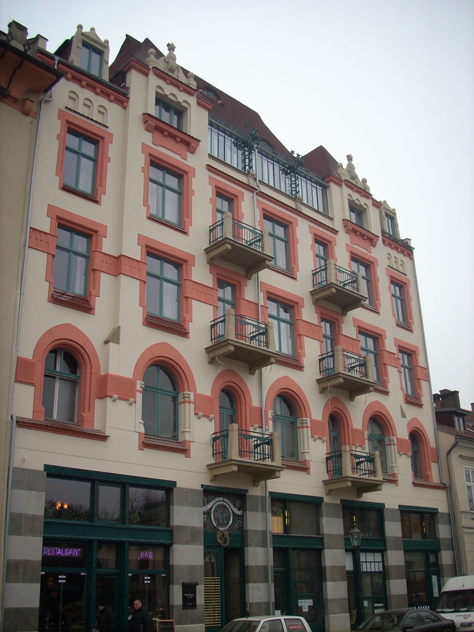 Antique Apartments
