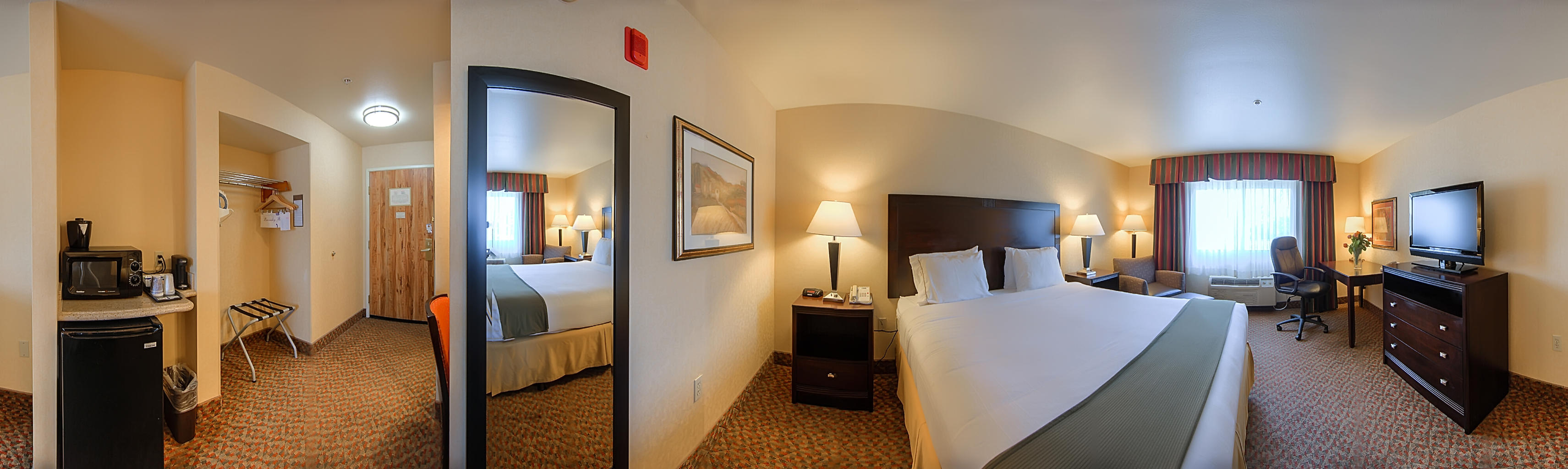 HOLIDAY INN EXPRESS TEMECULA