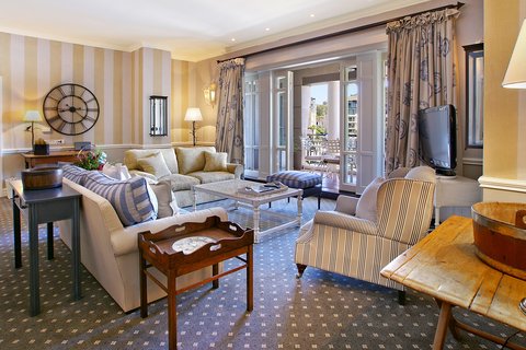 Suite Lounge
