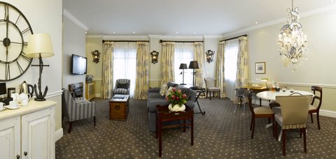 Penthouse Suite Lounge