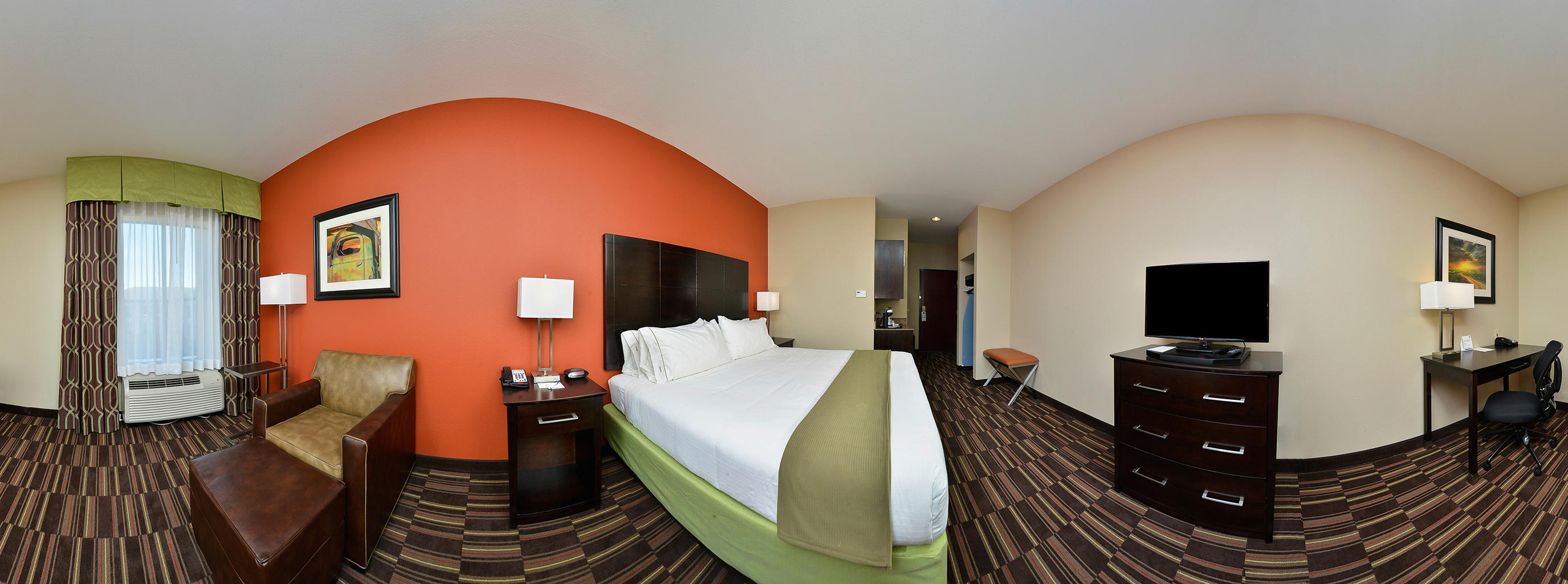 Holiday Inn Express Hotel & Suites Alva Room Type - 1 King Standard Refrigerator