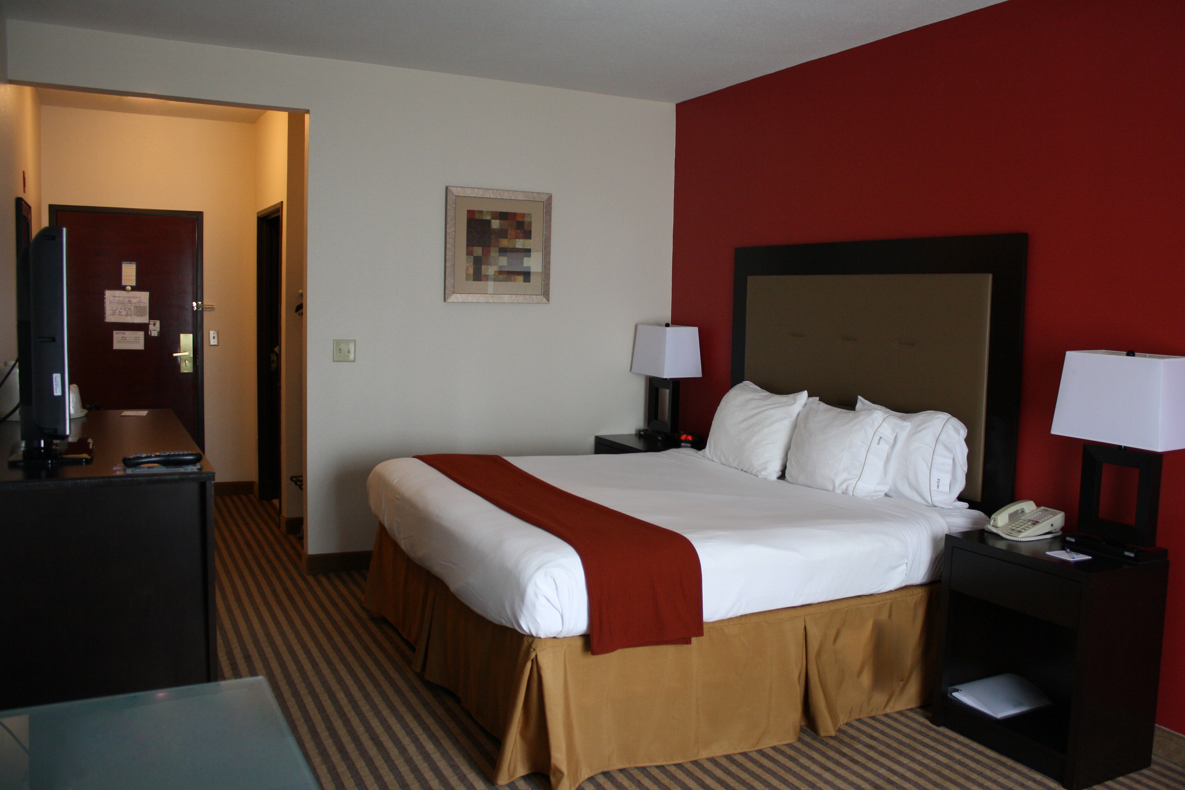 HOLIDAY INN EXP STE LIVINGSTON