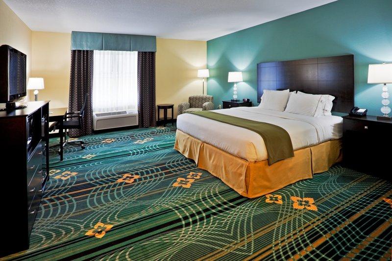 1 KING BED LEISURE NONSMOKING