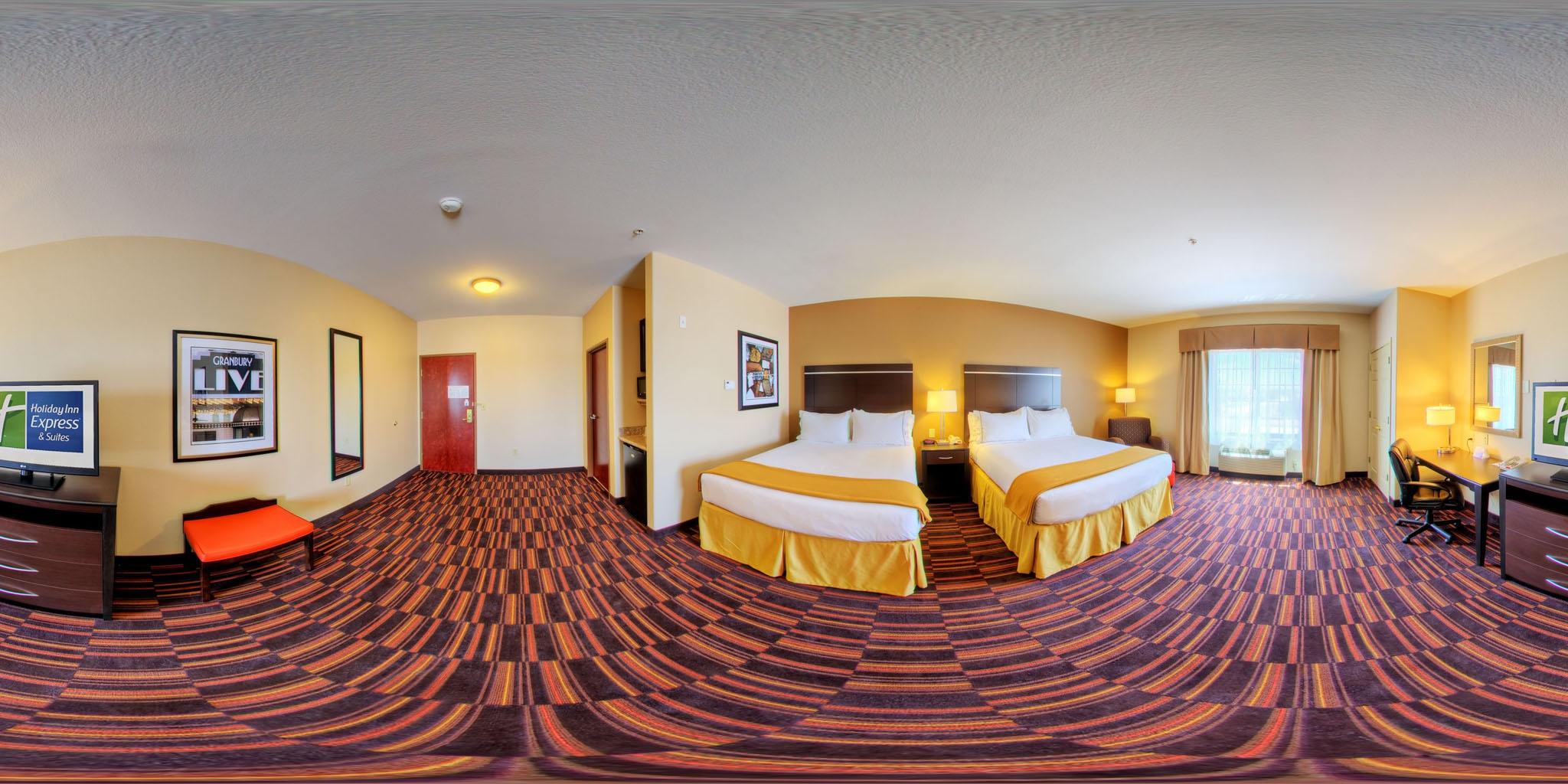 TWO QUEEN BEDS NONSMOKE