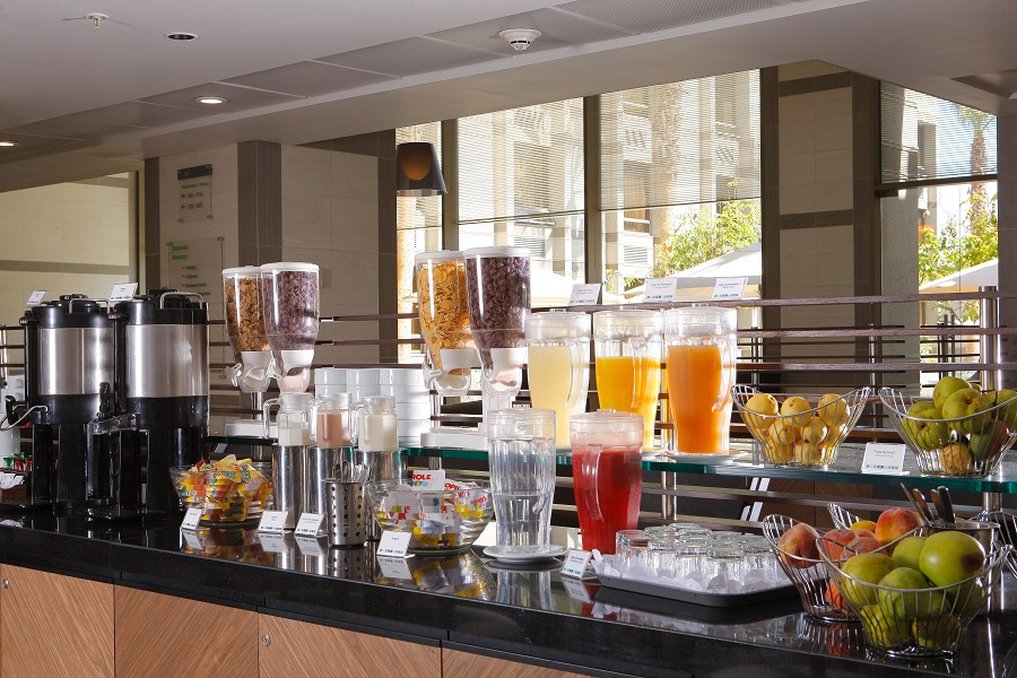 Breakfast Bar