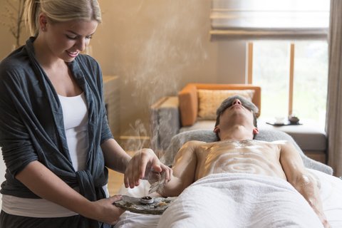 4 elements spa - All Suite Spa Wellnessanwendung