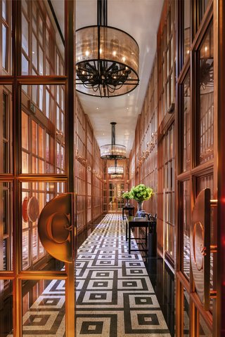 Rosewood London Rose Bronze Gallery
