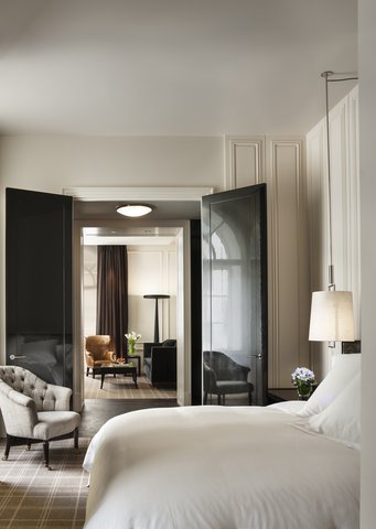 Rosewood London Grand Premier Suite Bedroom