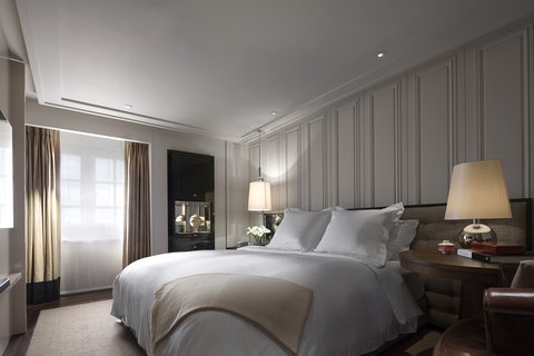Rosewood London Garden House Bedroom