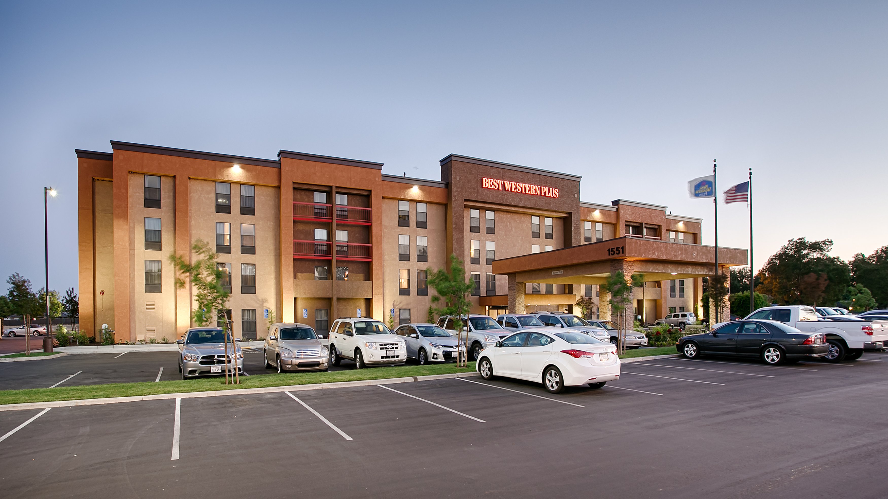 BEST WESTERN PLUS Fresno Airport Hotel