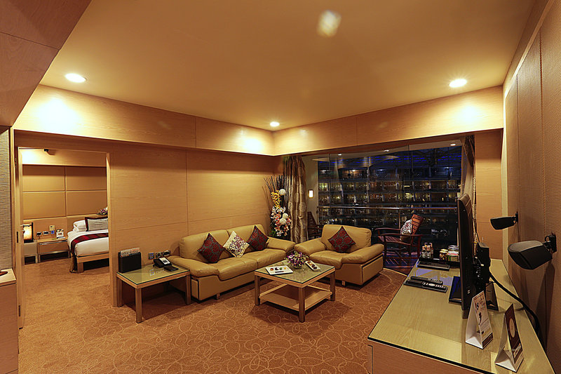 Sahara Star