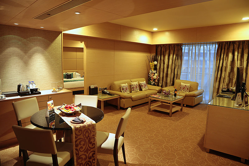 Sahara Star