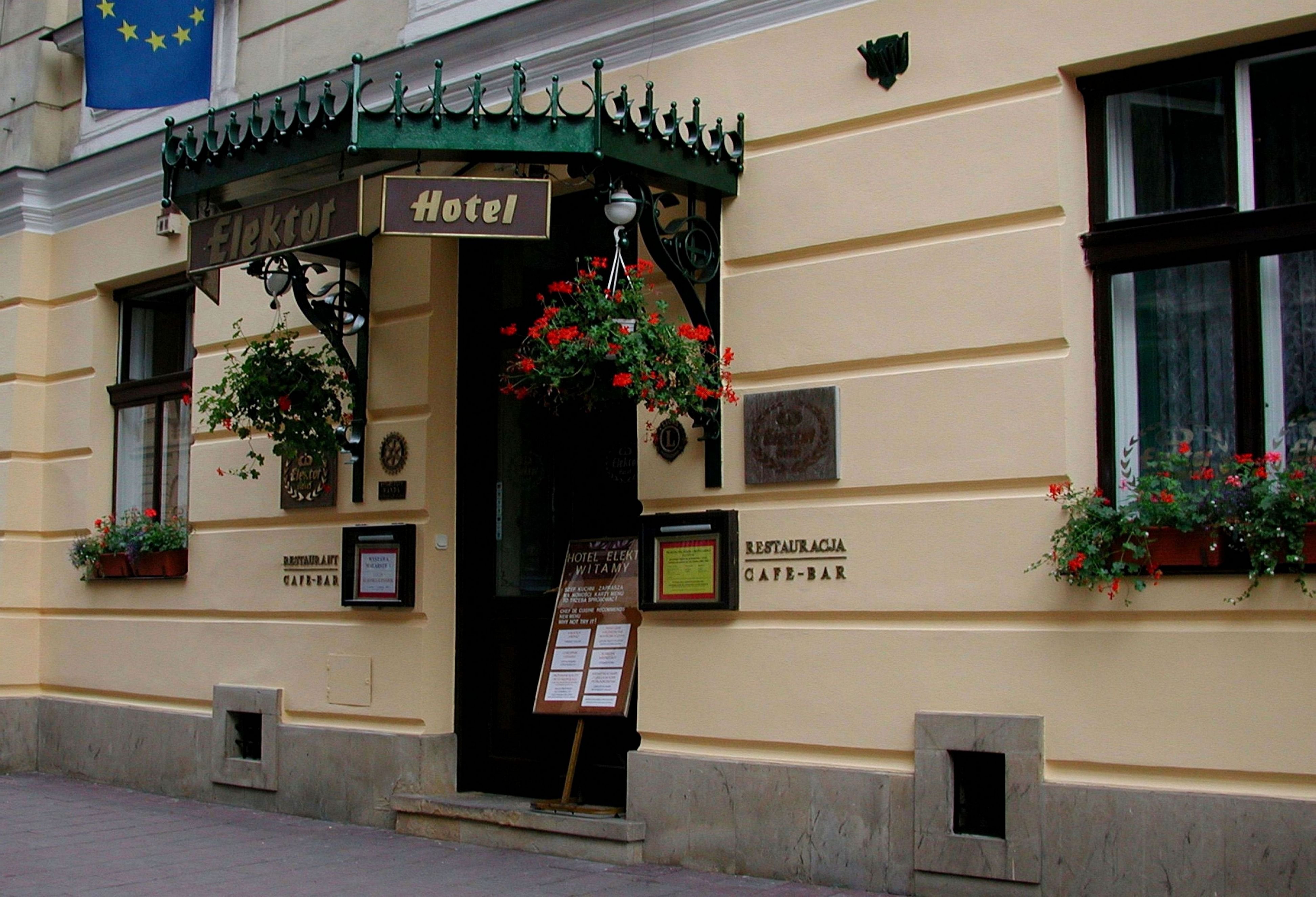 Elektor Hotel