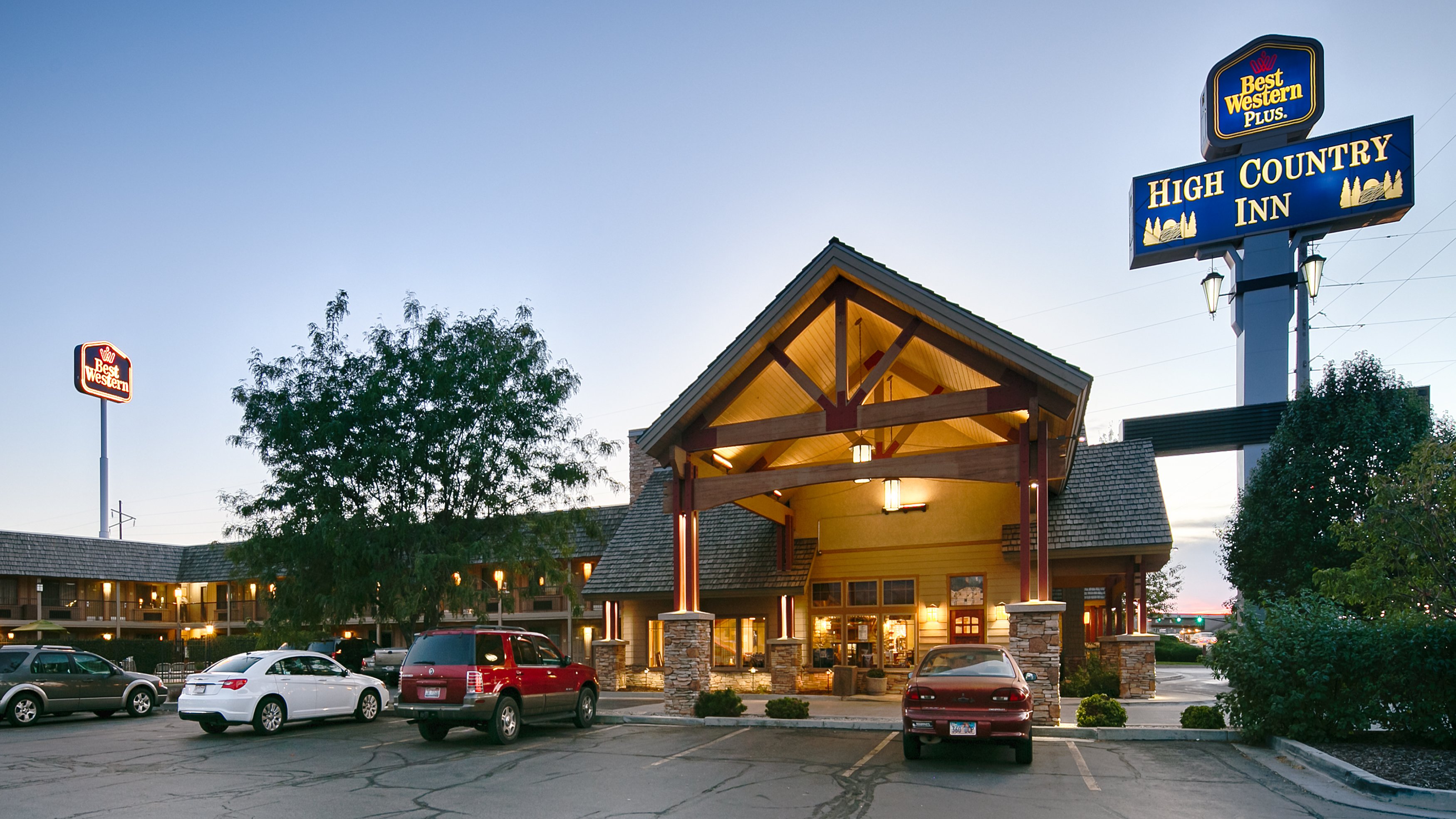 BEST WESTERN PLUS High Country Inn