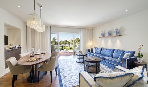 Grand Suite Living Room