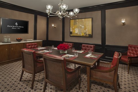 Margot Meeting Room