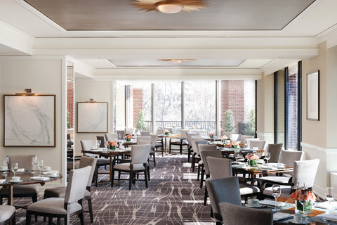 Seasons Restaurant Dining Room