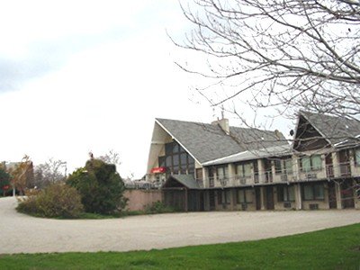 Red Carpet Inn