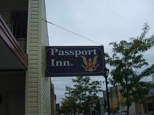 Passport Inn Niagara Falls