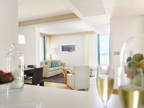 Deluxe One Bedroom Residence Sea View