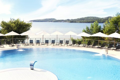 Lemonia Pool