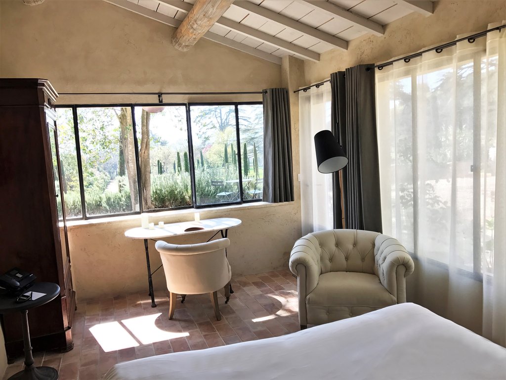 Guest photo