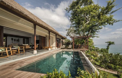 Two Bedroom Premier Ocean Villa Deck And Pool