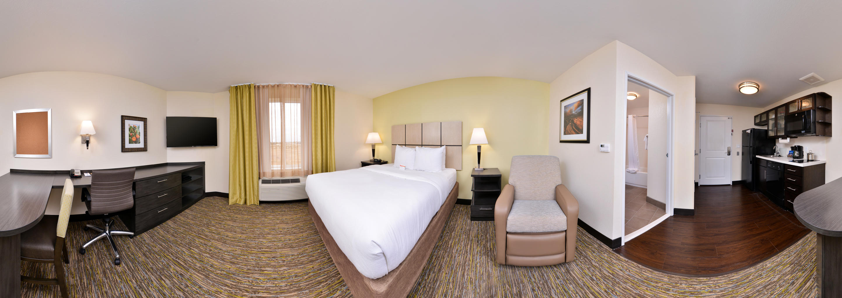 Candlewood Suites Carlsbad South