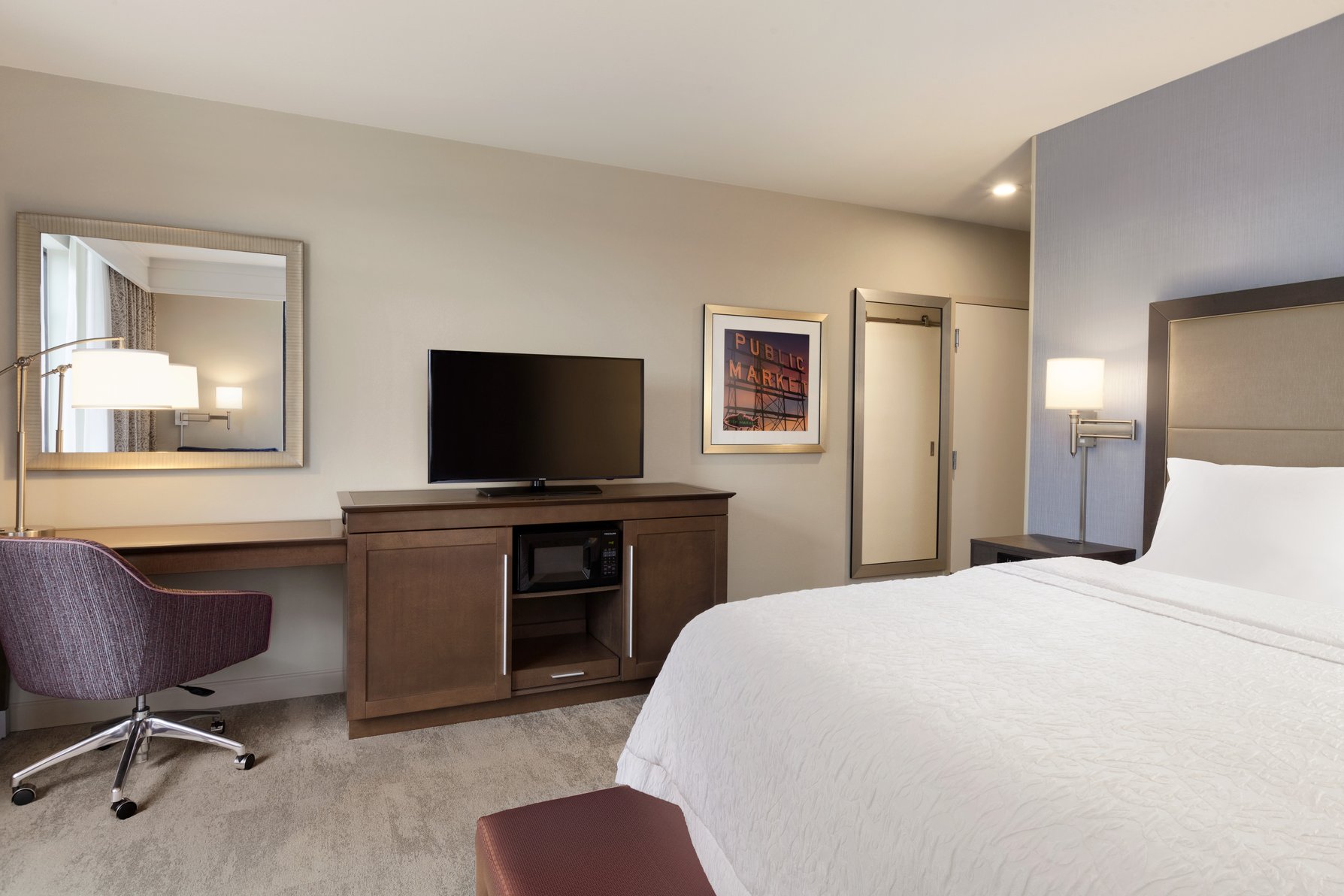 Hampton Inn and Suites Seattle/Renton Room Type - 1 KN STDO MIC/FRIDG NS