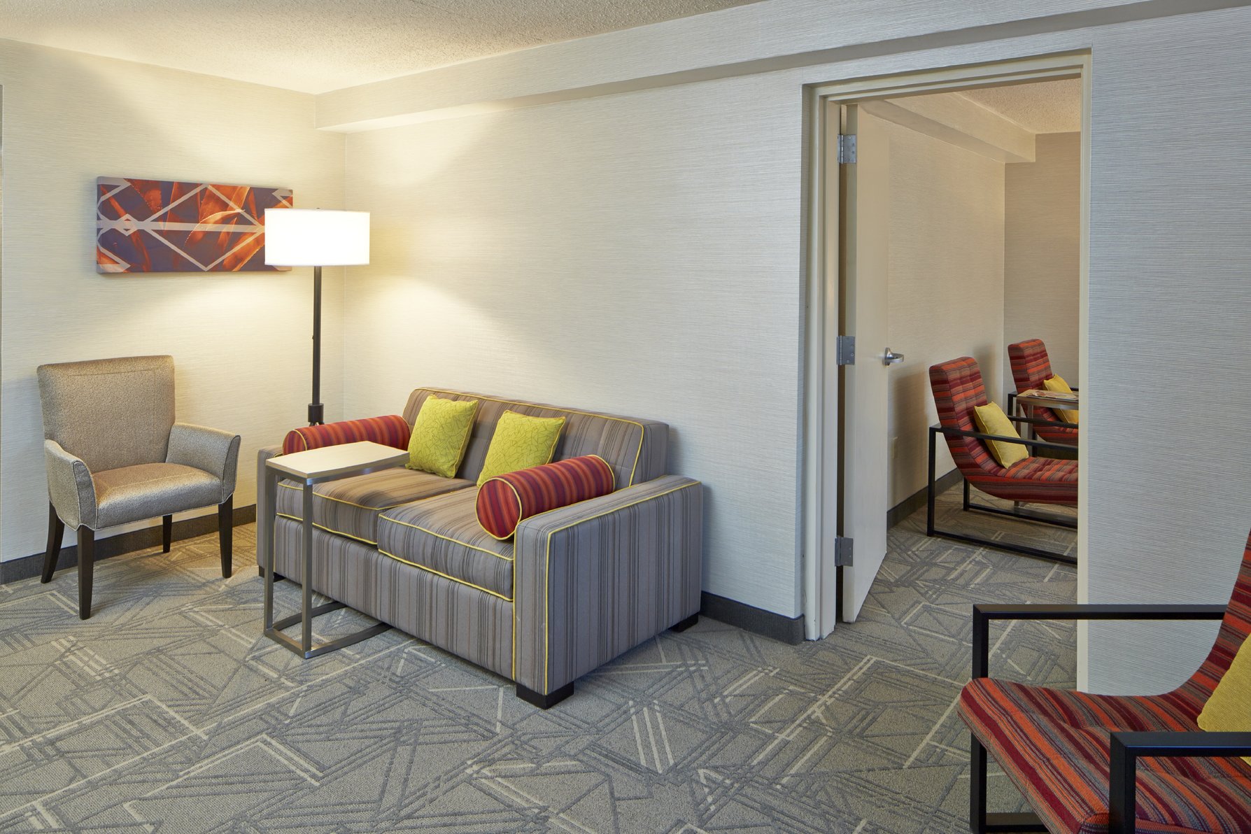 Hilton Garden Inn Scottsdale Old Town Room Type - 1KING 1BDRM STE