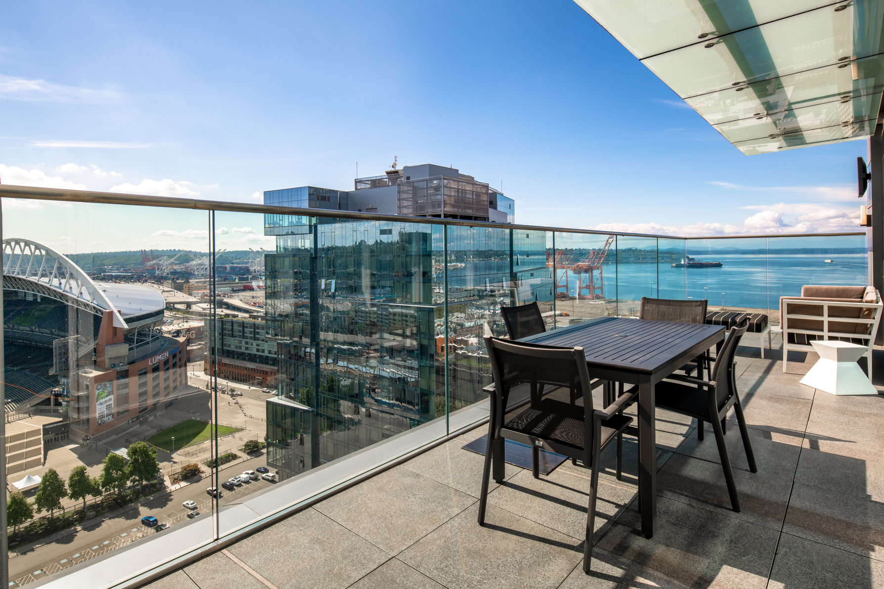 Embassy Suites by Hilton Seattle Downtown Pioneer Square Room Type - PH.2K/2BDRM/MB/HR ACC RI-S