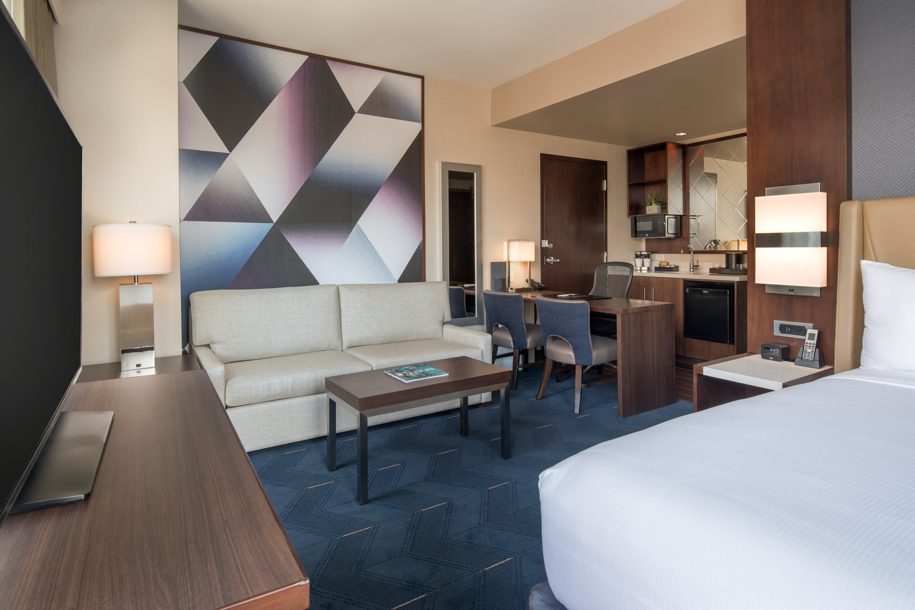 Embassy Suites by Hilton Seattle Downtown Pioneer Square Room Type - STUDIO - 1 KING W  SOFABED